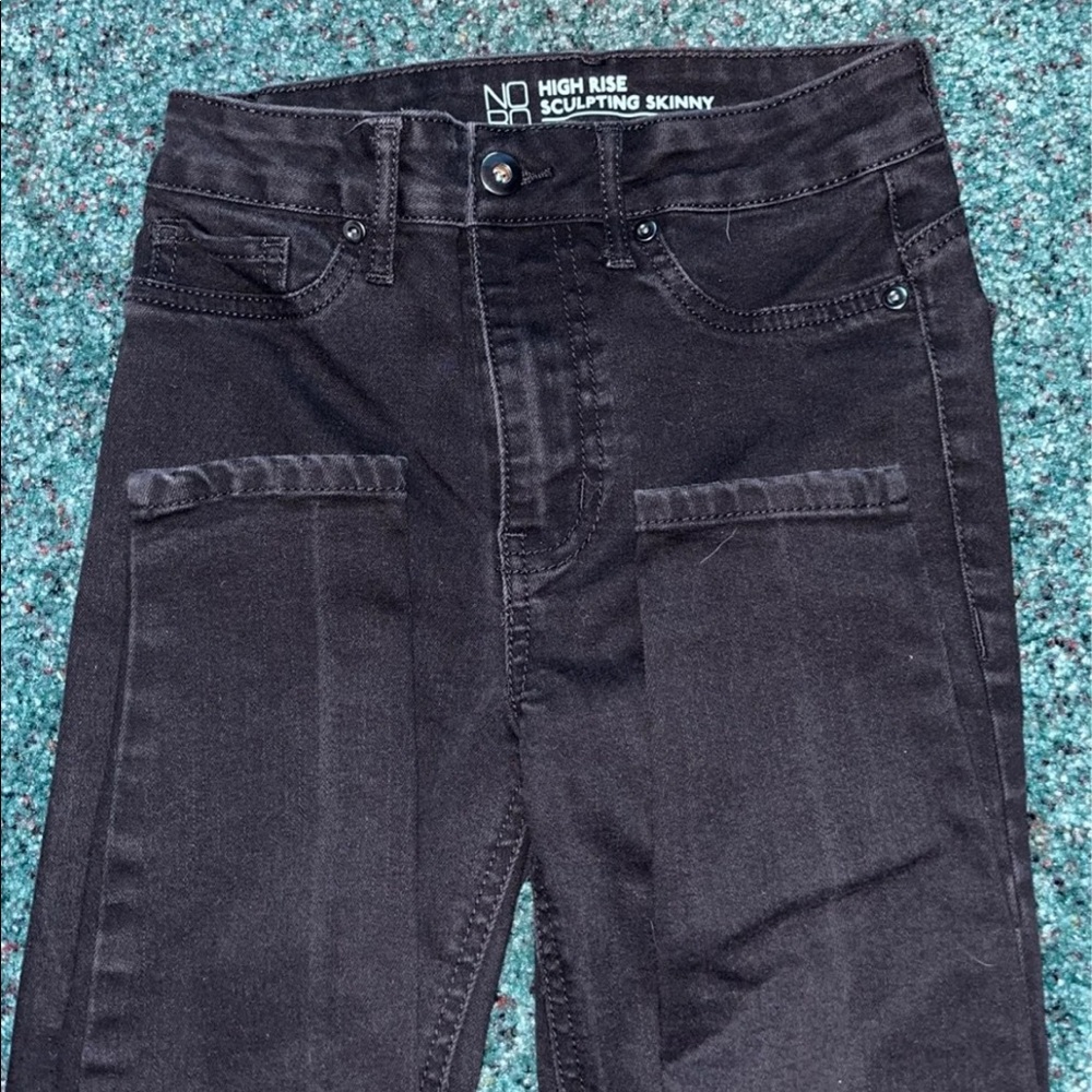 No Boundaries High Rise Sculpting Skinny Jeans